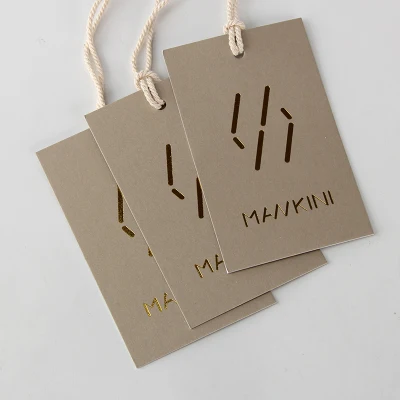 Etiquetas colgantes de papel OEM personalizadas premium con diseño de moda Sinicline